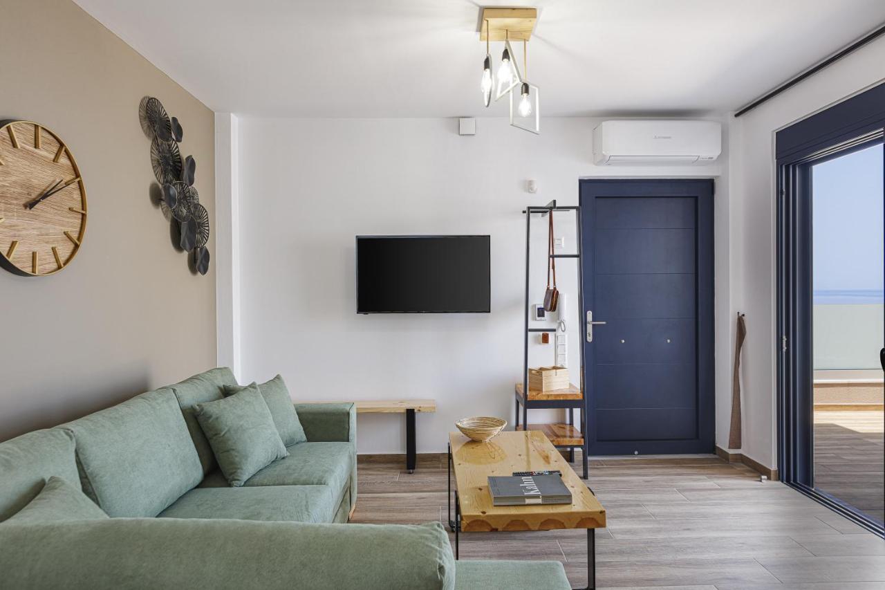 Iron Villas - Nefeli & Oniros Pangalochori ภายนอก รูปภาพ